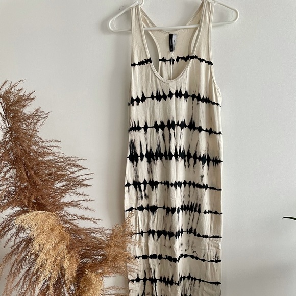Tie dye Maxi Dress - Picture 1 of 3